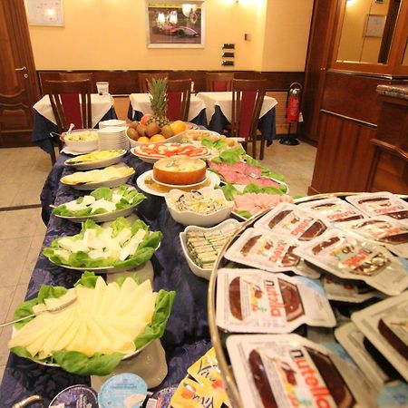 Mokinba Hotels King Milano Ngoại thất bức ảnh