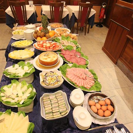 Mokinba Hotels King Milano Ngoại thất bức ảnh