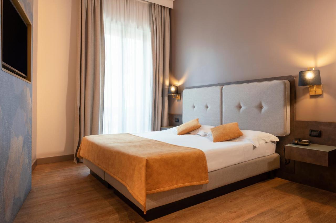 Mokinba Hotels King Milano Ngoại thất bức ảnh