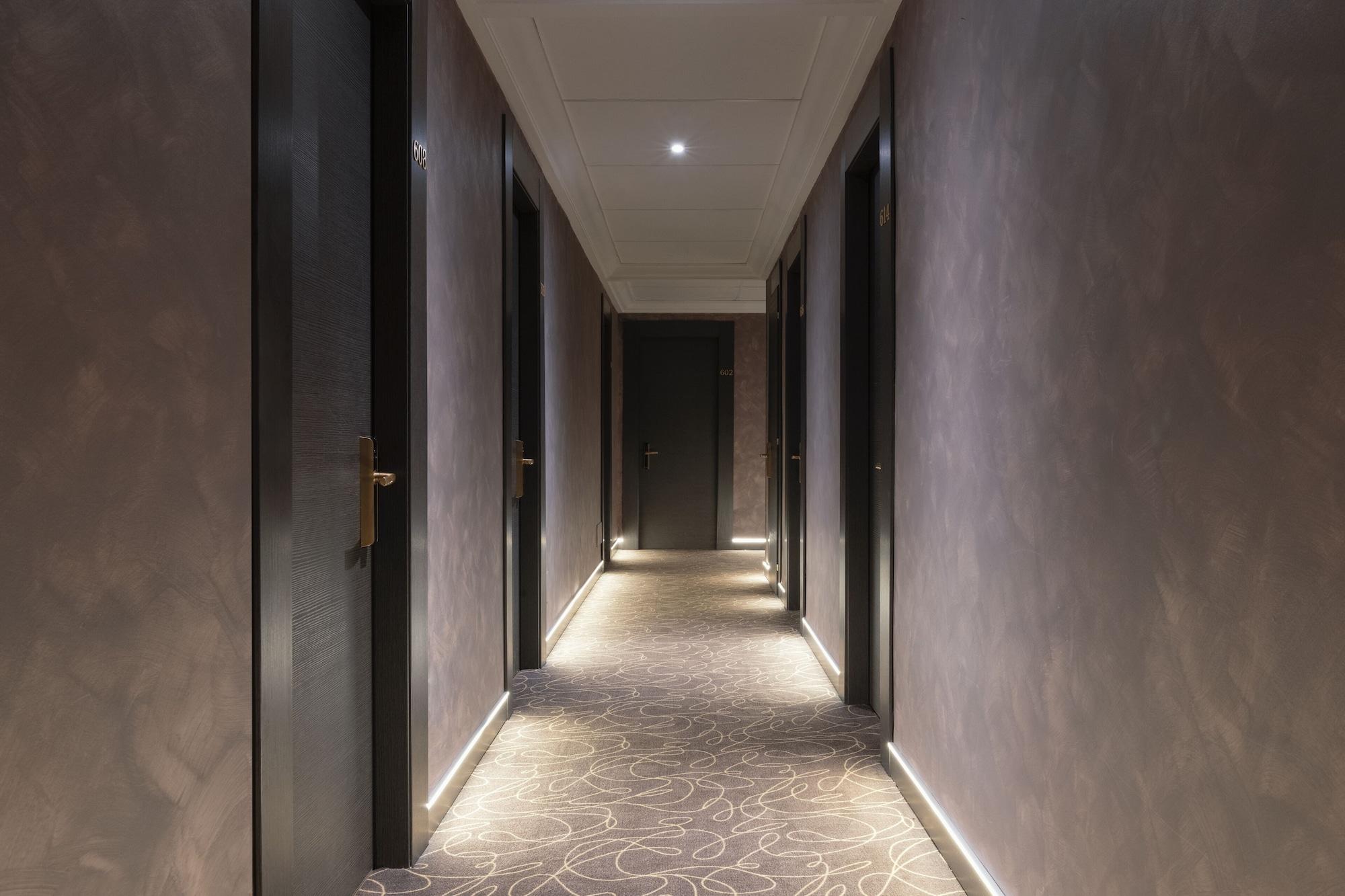 Mokinba Hotels King Milano Ngoại thất bức ảnh